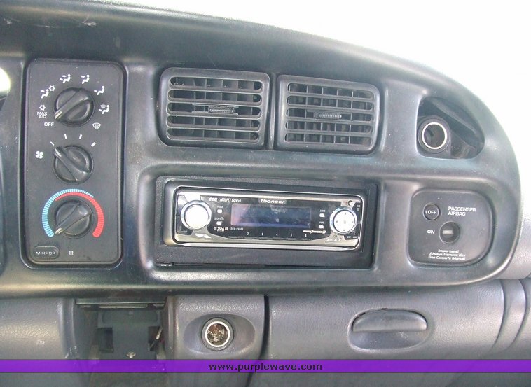 image for item 6715 1998 Dodge Ram 1500 Laramie SLT extended cab pickup