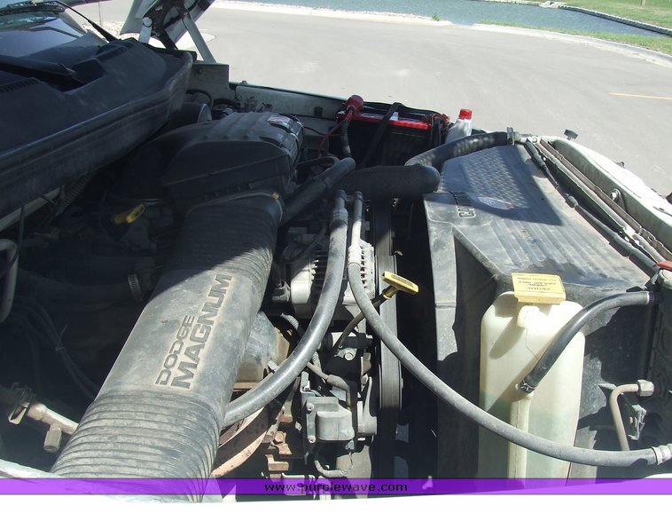 image for item 6715 1998 Dodge Ram 1500 Laramie SLT extended cab pickup