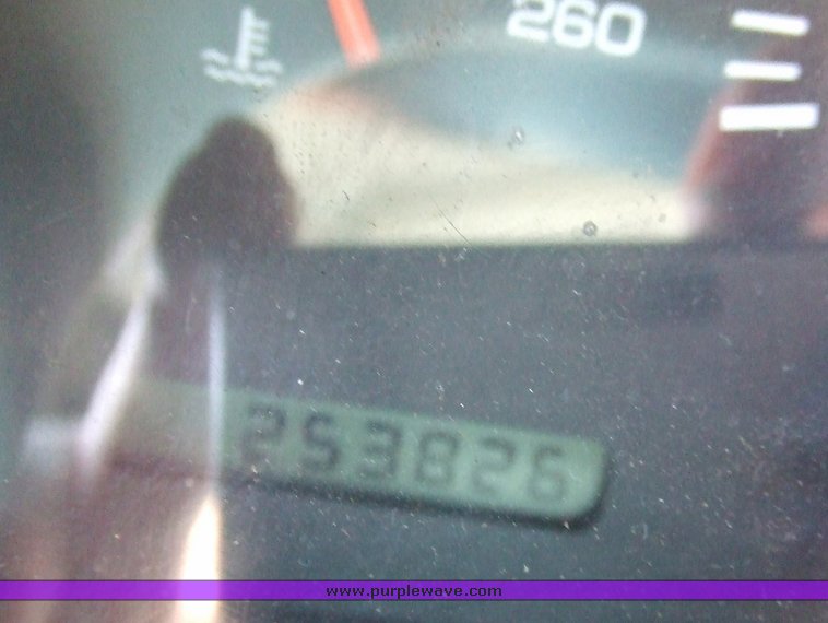 image for item 6811 1997 Dodge Dakota