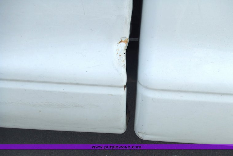 image for item 6811 1997 Dodge Dakota