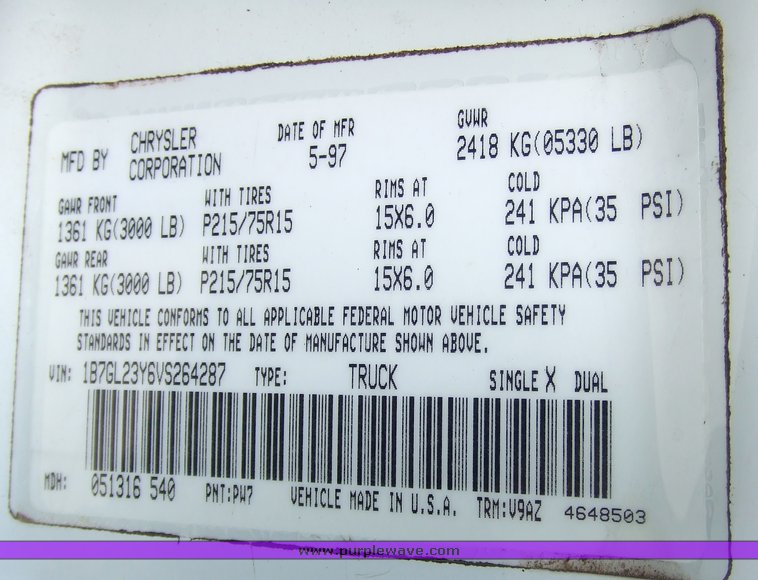 image for item 6811 1997 Dodge Dakota