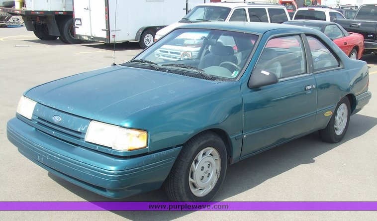 image for item 6814 1994 Ford Tempo GL