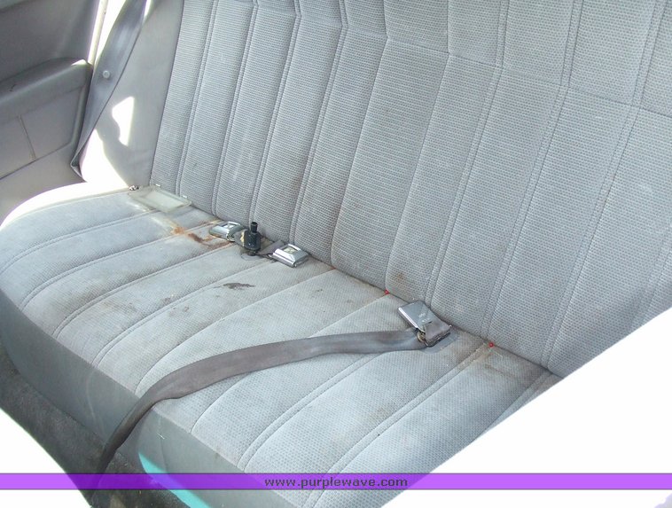 image for item 6814 1994 Ford Tempo GL