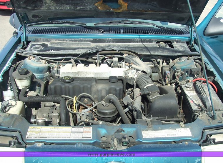 image for item 6814 1994 Ford Tempo GL