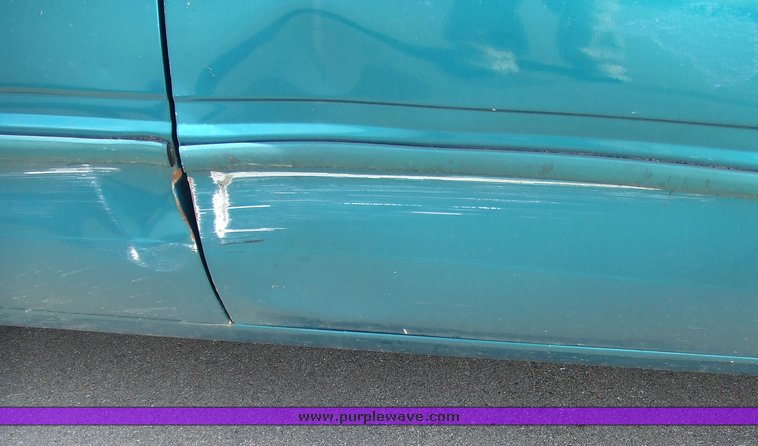 image for item 6814 1994 Ford Tempo GL