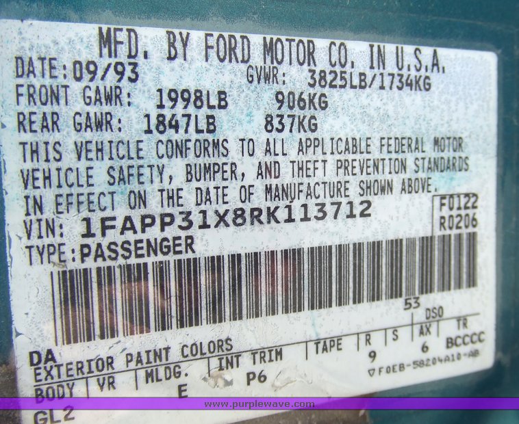 image for item 6814 1994 Ford Tempo GL