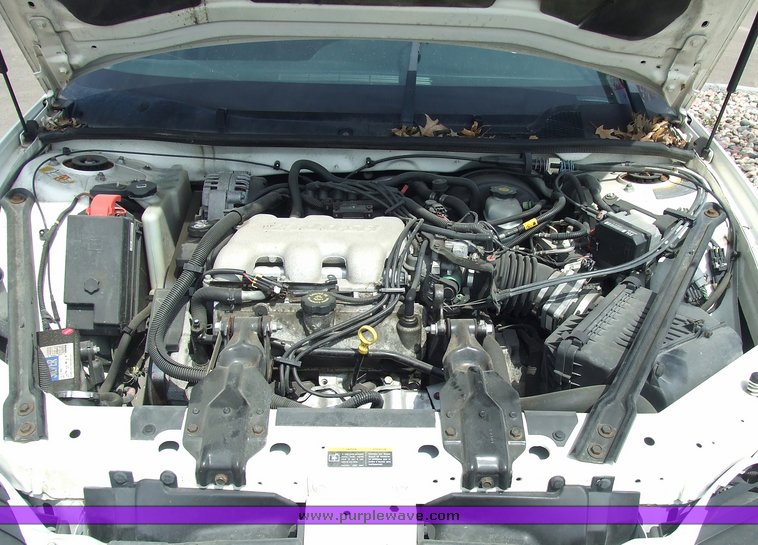 image for item 6818 2002 Pontiac Grand Prix SE