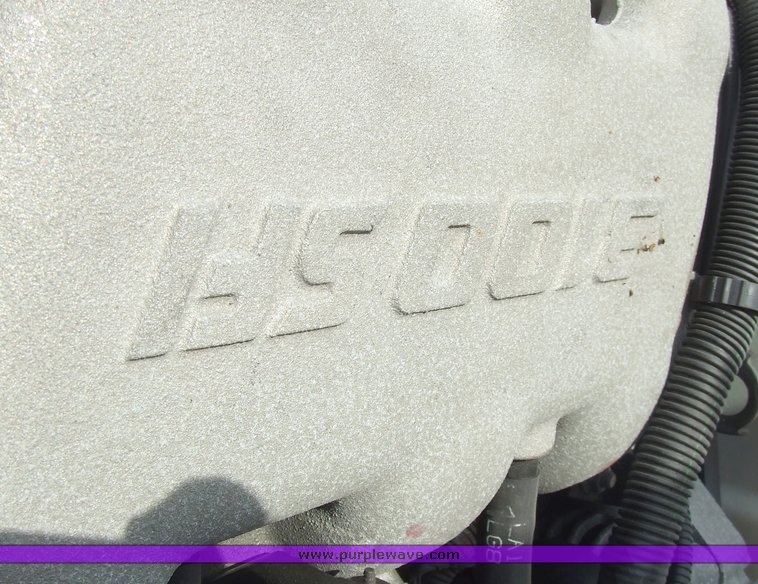 image for item 6818 2002 Pontiac Grand Prix SE