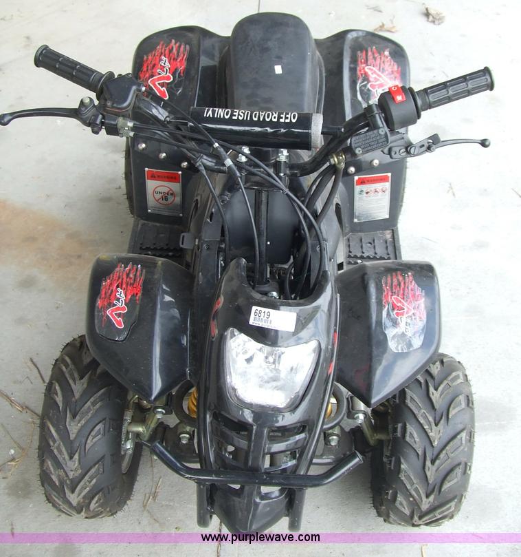 image for item 6819 A7V four-wheel ATV