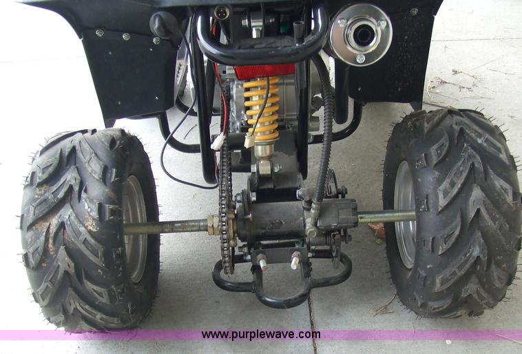 image for item 6819 A7V four-wheel ATV