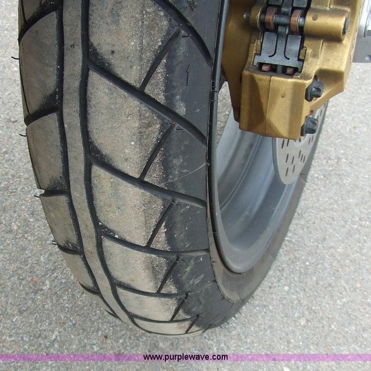 image for item 6832 2007 Honda 919 motorcycle