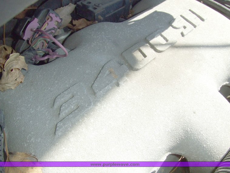 image for item 7117 2002 Oldsmobile Silhouette van