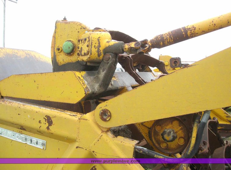image for item 6270 1963 John Deere 5010 scraper