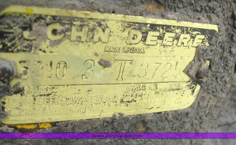 image for item 6270 1963 John Deere 5010 scraper