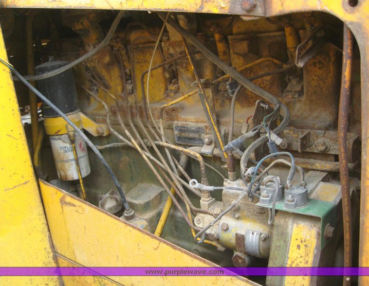 image for item 6271 John Deere 5010 scraper