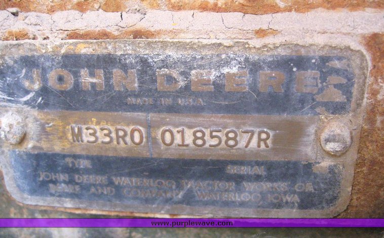 image for item 6271 John Deere 5010 scraper