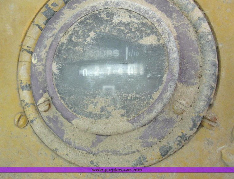 image for item 6271 John Deere 5010 scraper