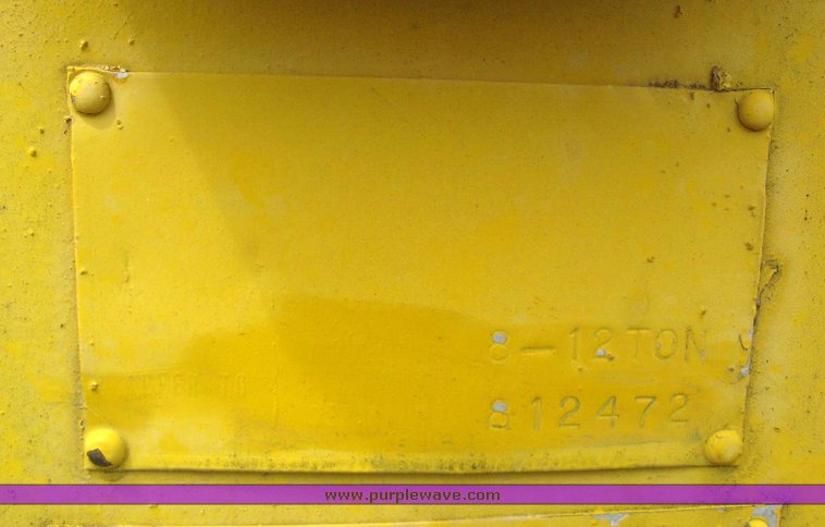 image for item 6272 Ferguson 8 - 12 Ton roller compactor