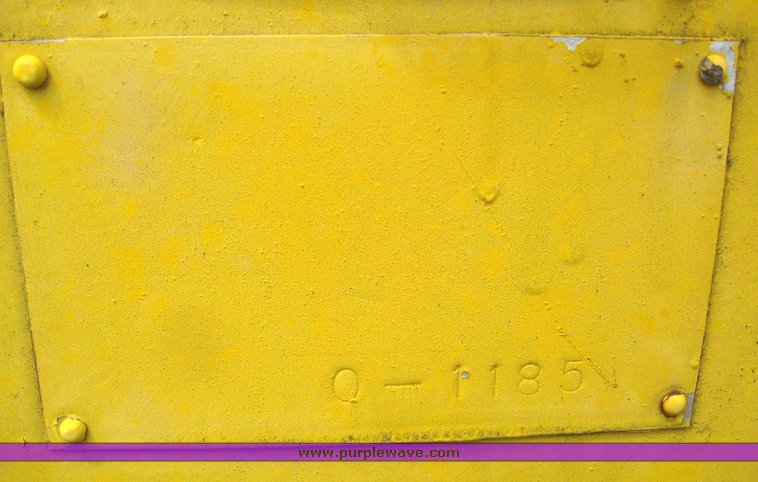 image for item 6272 Ferguson 8 - 12 Ton roller compactor