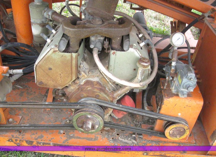 image for item 6273 Fabteck scissor lift