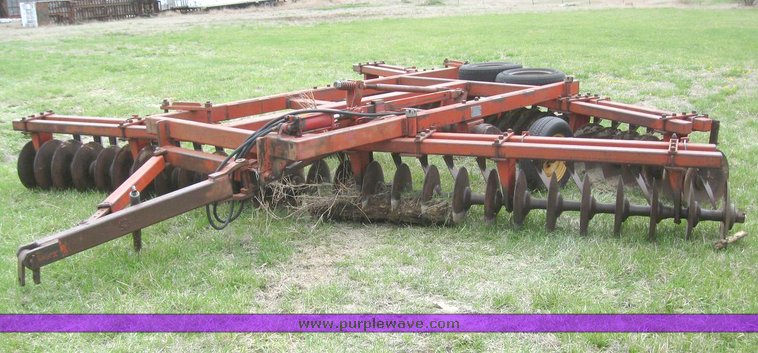 image for item 6277 Miller 18' offset disk