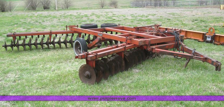 image for item 6277 Miller 18' offset disk