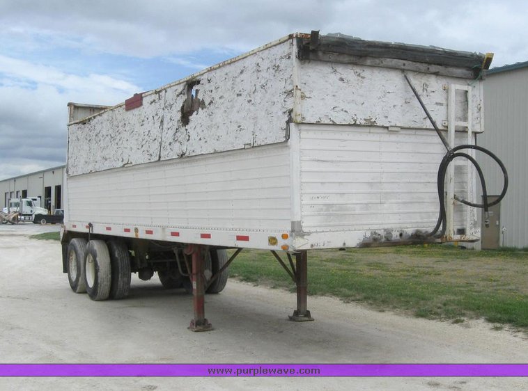 image for item 6278 Etryre 28' walking floor trailer