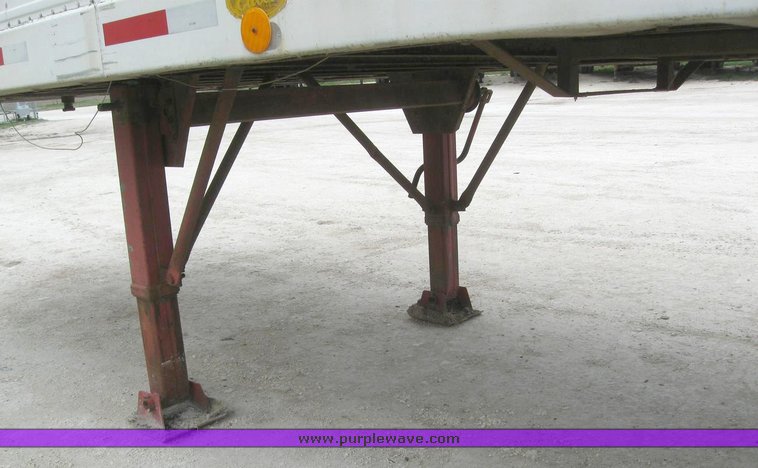 image for item 6278 Etryre 28' walking floor trailer