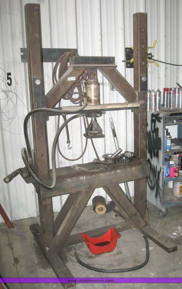 image for item 6335 Shop press