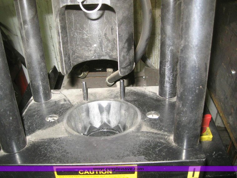 image for item 6336 Parker fluid Connections hydraulic hose crimping machine