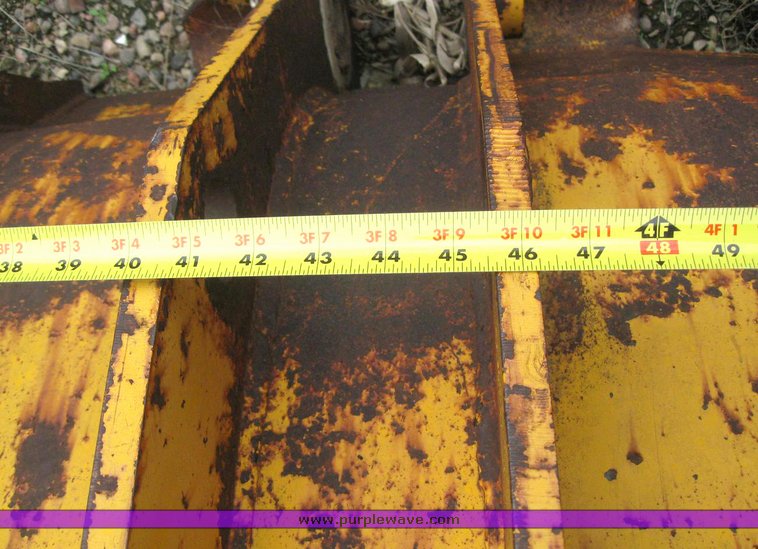 image for item 6340 9' five cubic yard bucket