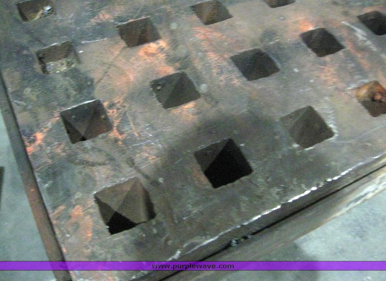 image for item 6345 Welding table