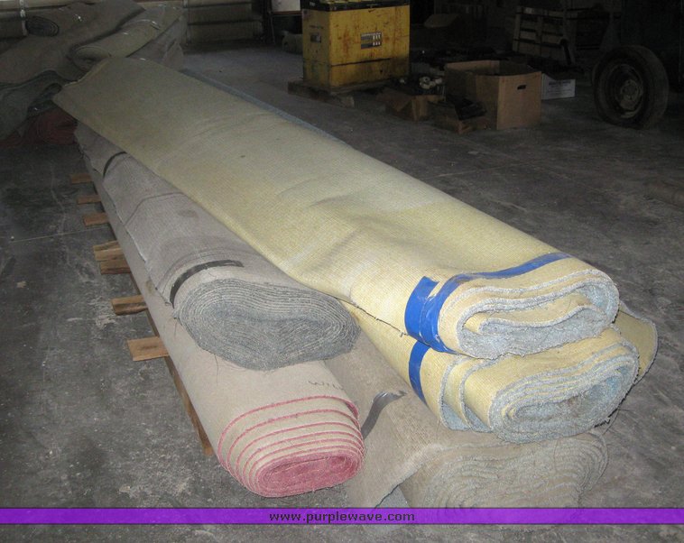 image for item 6442 Assorted carpet