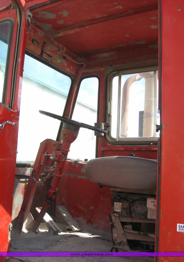 image for item 6444 American Coleman 3044BC1 yard truck