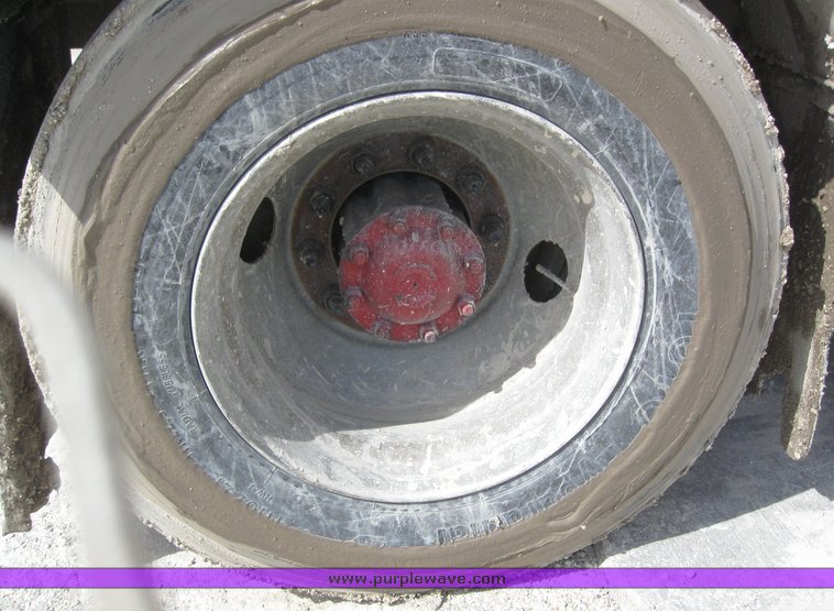 image for item 6444 American Coleman 3044BC1 yard truck