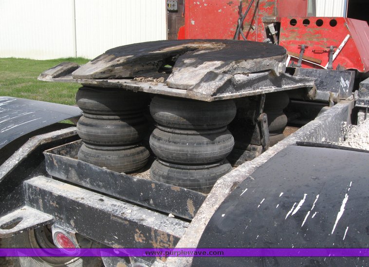 image for item 6444 American Coleman 3044BC1 yard truck