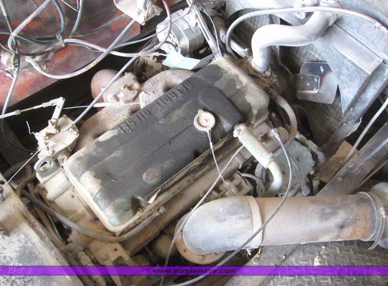 image for item 6444 American Coleman 3044BC1 yard truck