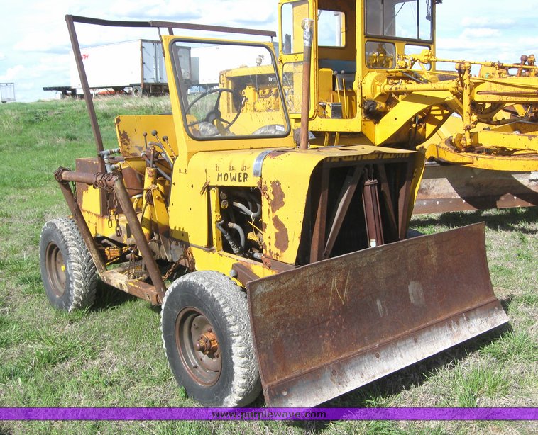 image for item 6445 Mower