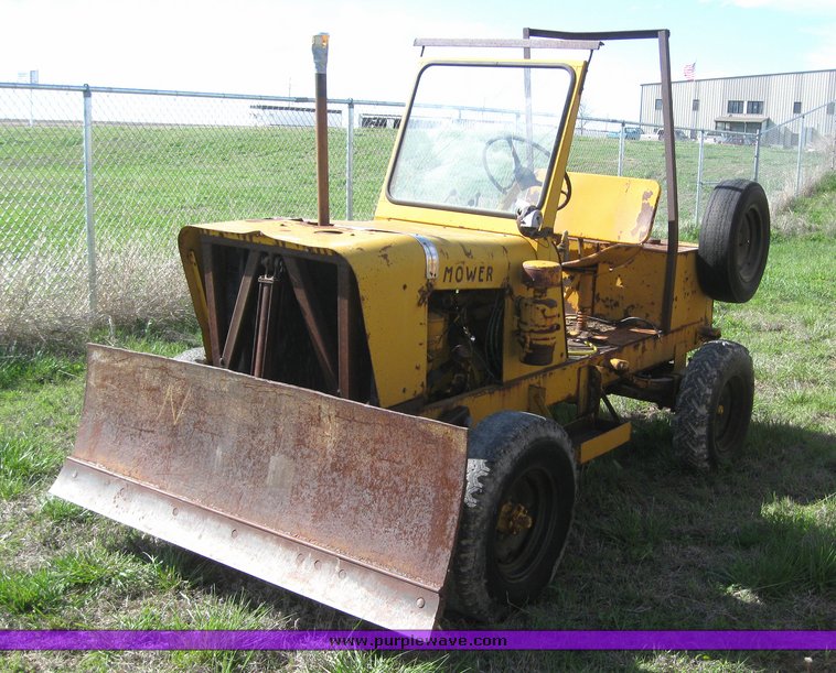 image for item 6445 Mower