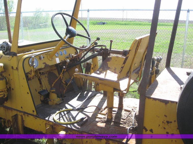 image for item 6445 Mower