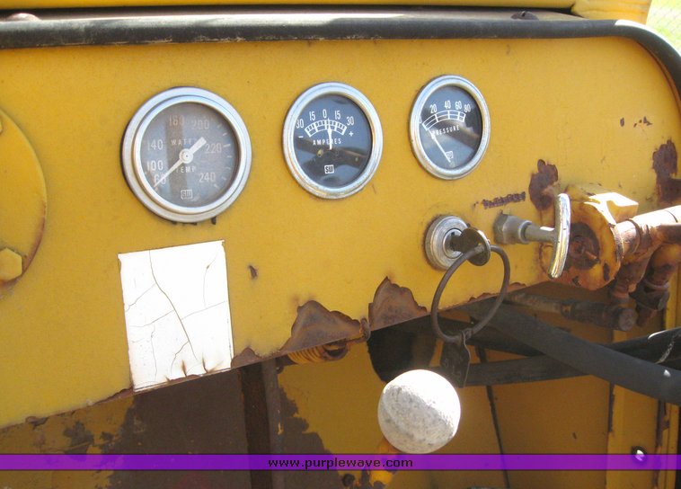 image for item 6445 Mower