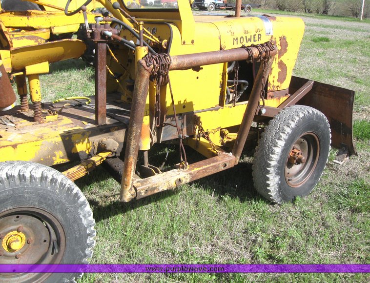 image for item 6445 Mower