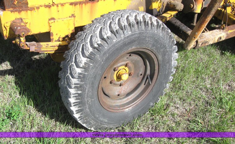 image for item 6445 Mower