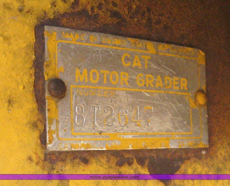 image for item 6446 Caterpillar 12 8T motor grader