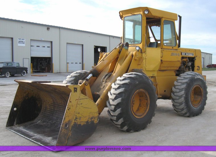 John Deere 644B wheel loader in Stockton, KS Item 7001 sold Purple