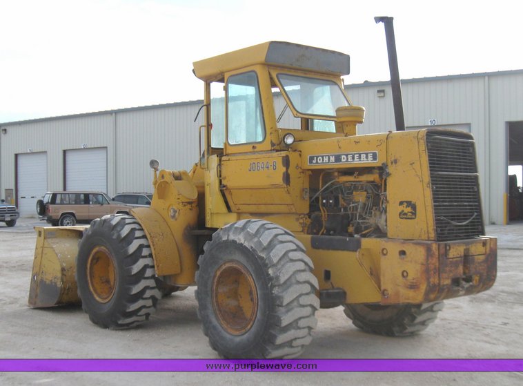 image for item 7001 John Deere 644-B wheel loader