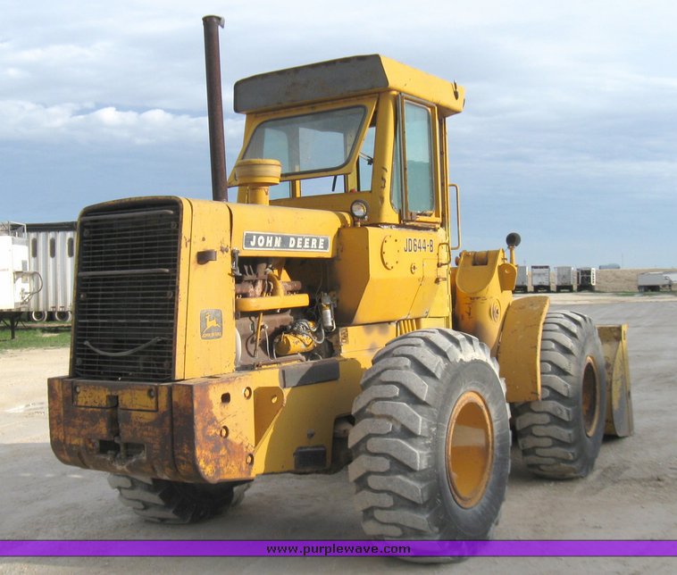 image for item 7001 John Deere 644-B wheel loader