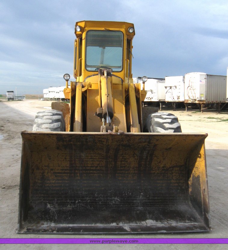 image for item 7001 John Deere 644-B wheel loader
