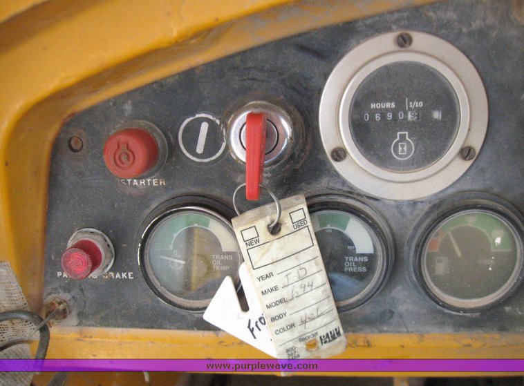 image for item 7001 John Deere 644-B wheel loader