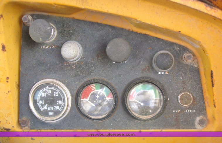 image for item 7001 John Deere 644-B wheel loader